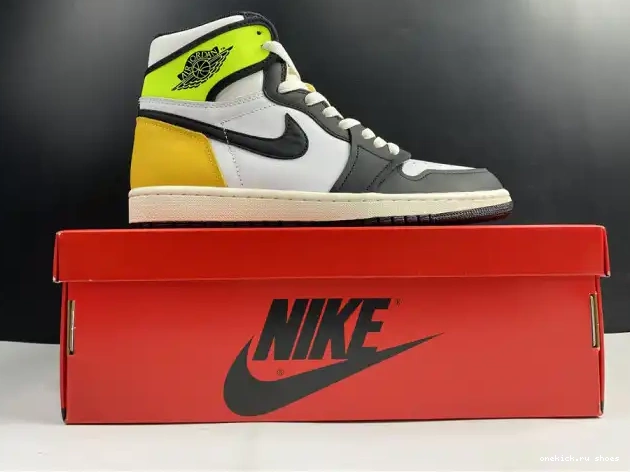 Rep HIGH OG RETRO 1 555088-118 AIR 'VOLT JORDAN GOLD' 0426